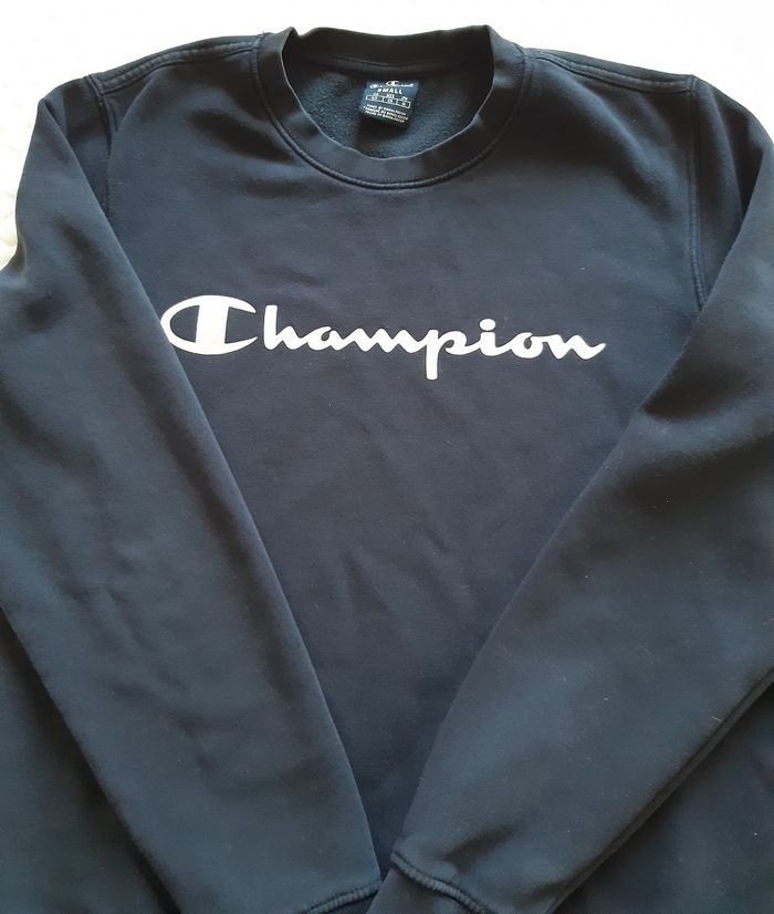 Sweat marine manches longues de la marque Champion - photo numéro 2