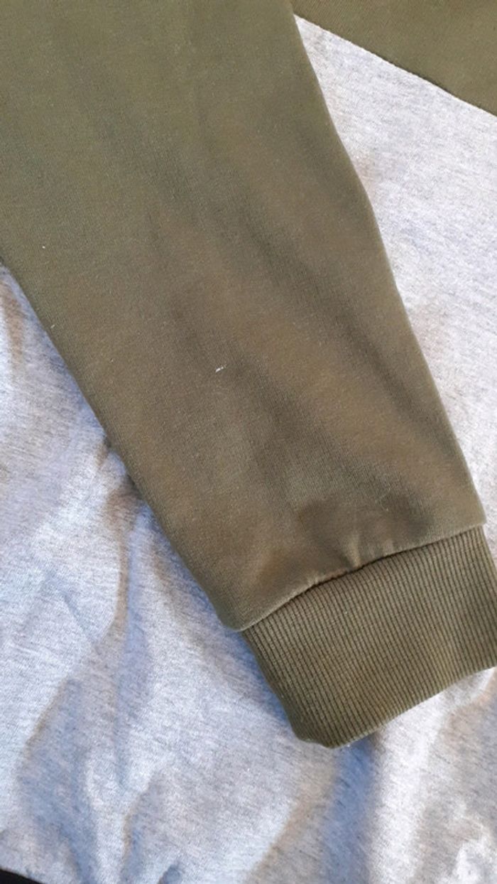 Sweat capuche kaki gris - photo numéro 3