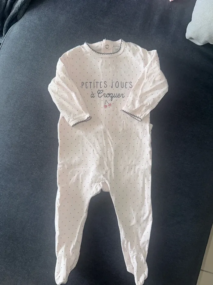 Pyjama bébé 9 mois - photo numéro 2
