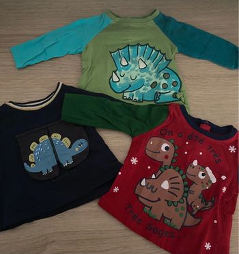 Lot 3 t-shirts manches longues dinosaures noël DPAM 6 mois
