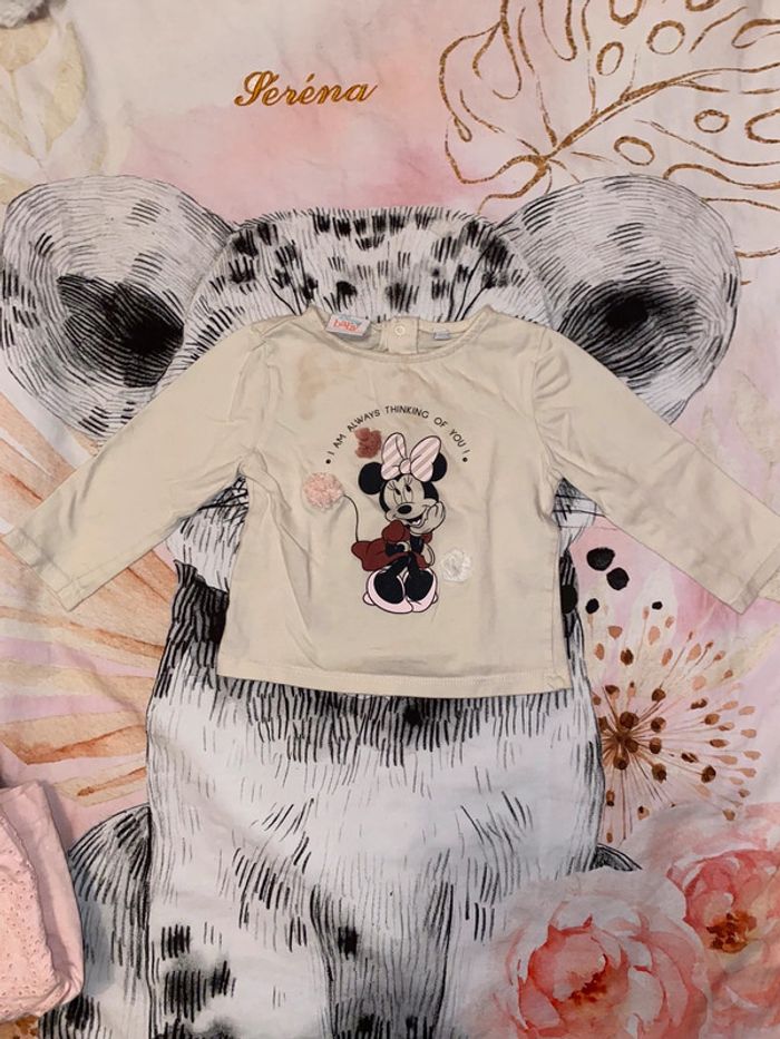 Ensemble pantalon et 2 t-shirts, taille 6-12 mois, marque BabyGap. - photo numéro 8