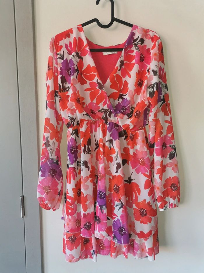 Robe magnifique fleurie