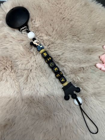 Attache tétine Mickey 