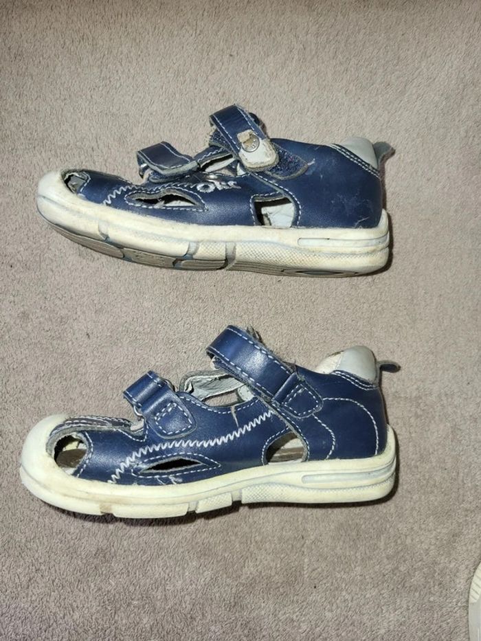 Chaussures sandales garçon 23 et 24 - photo numéro 3