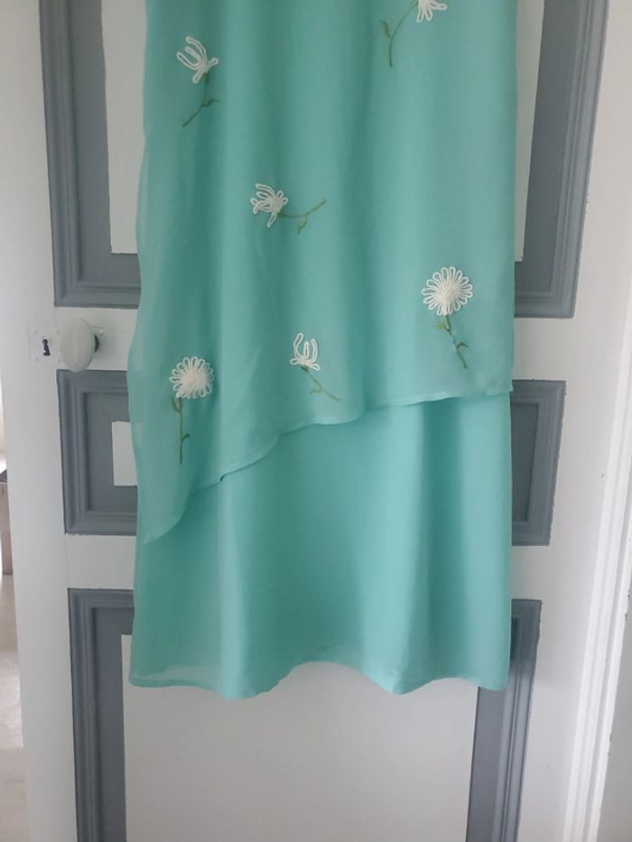 Robe longue détails broderie - YKK - taille 38 - photo numéro 3