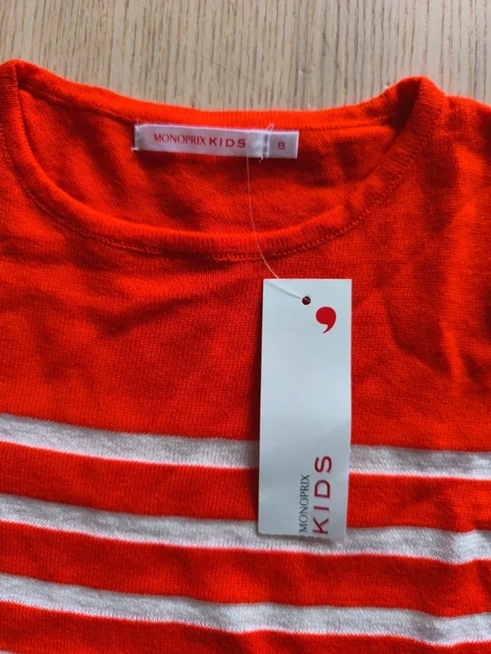 🧶 Pull corail à rayures blanches – Monoprix – Neuf – Taille 8 ans - photo numéro 3