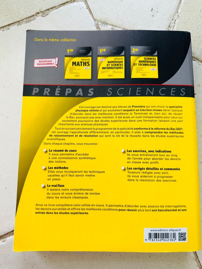 Livre - Spécialité physique chimie 1ere - photo numéro 4