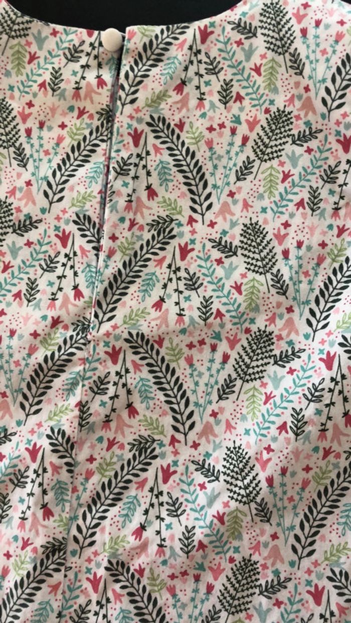 Jolie robe été taille 3 ans - photo numéro 4