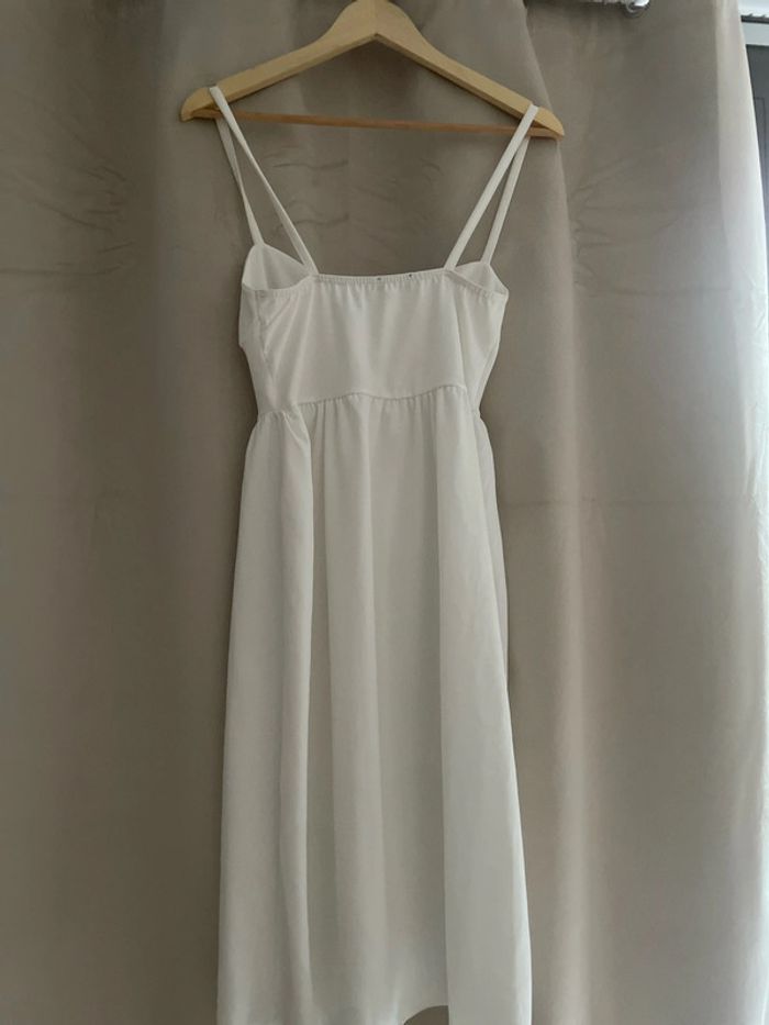 Robe courte bretelle - photo numéro 4