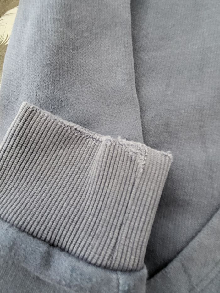 Sweat-shirt à capuche - photo numéro 2