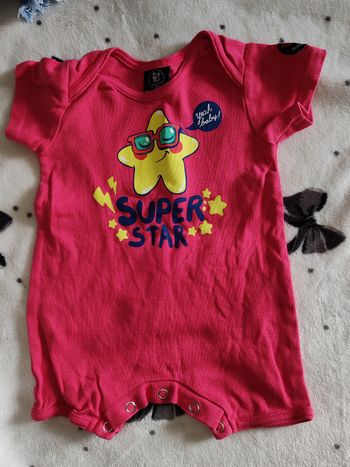 Des vêtements pour les filles
