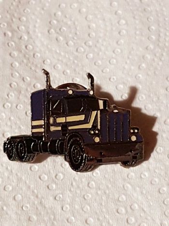 Pin's camion