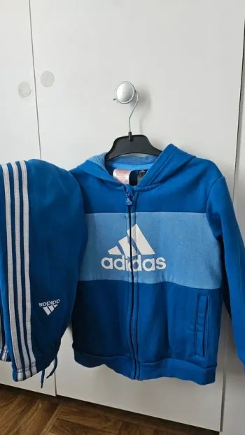 Ensemble Adidas 104cm