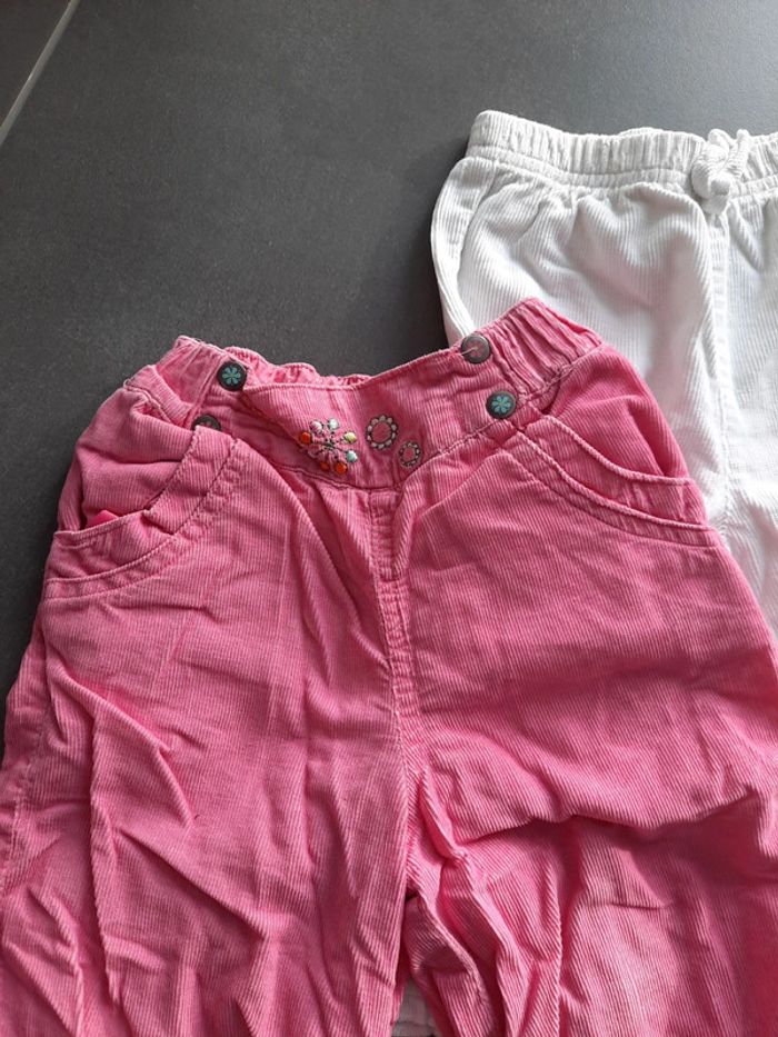 2 pantalons - photo numéro 2