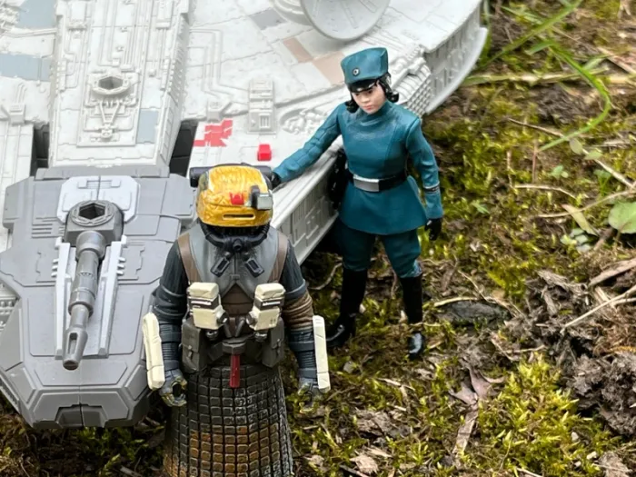 Lot figurines Star Wars + Faucon Millenium – Mission Rebelle Edition 2020 - photo numéro 7