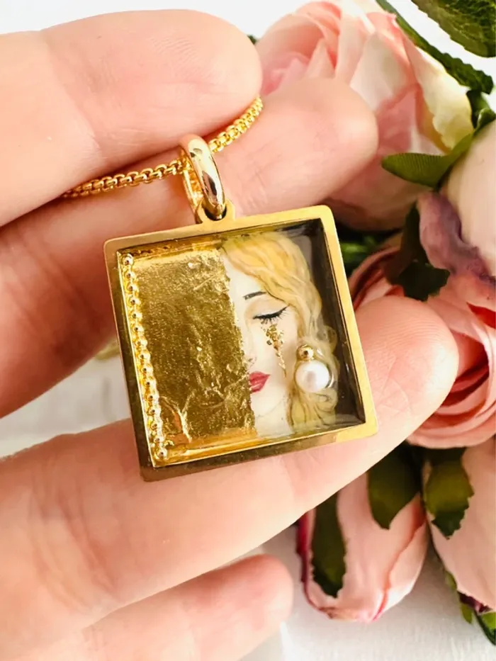 🥲Collier artisanal unique avec perle d’eau douce naturelle – inspiré de Gustav Klimt