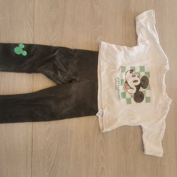 Ensemble mickey legging + tshirt manche courte 9/12 mois primark