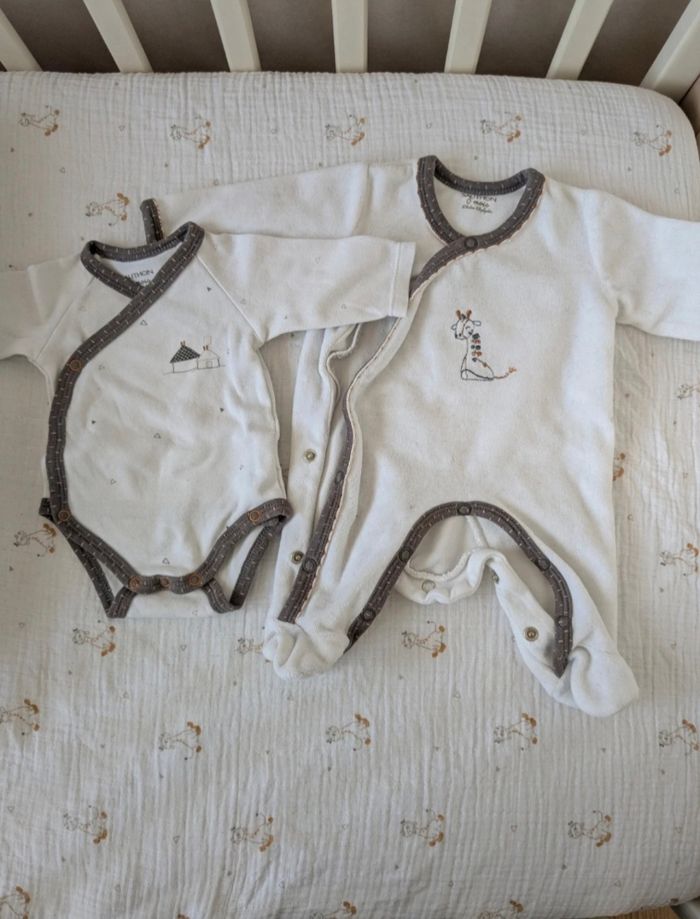 Lot pyjama body assortis