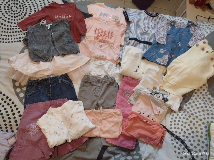 Lot 18 mois fille