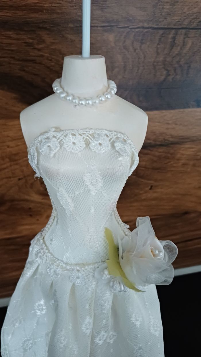 Porte-bijoux buste de femme - photo numéro 3