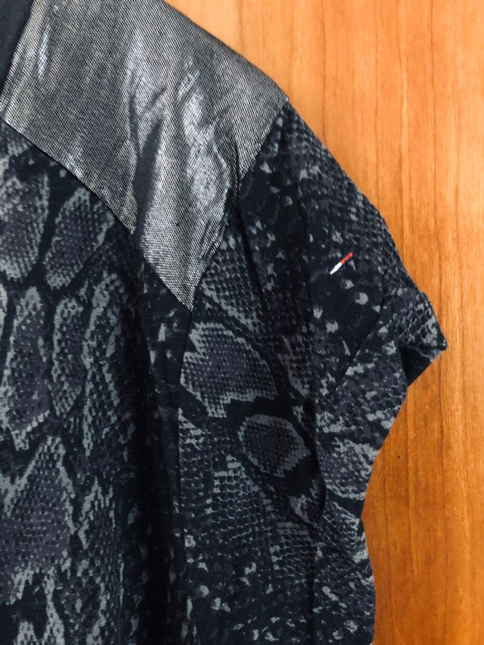 T-shirt 38 neuf Hilfiger denim neuf - photo numéro 4