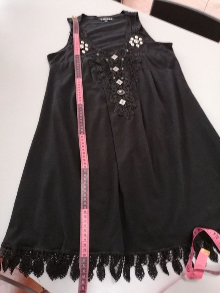 Robe noire broderie et perles M.L - photo numéro 10