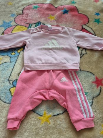 Ensemble adidas