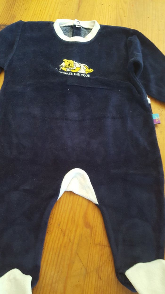 Pyjama velours Winnie l Ourson