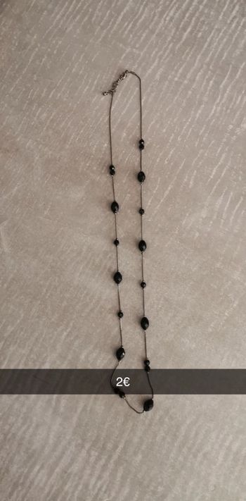 Collier à perle noir