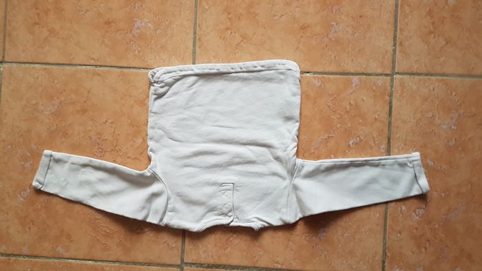 Pull Disney bébé fille 2 ans blanc et rouge - photo numéro 4