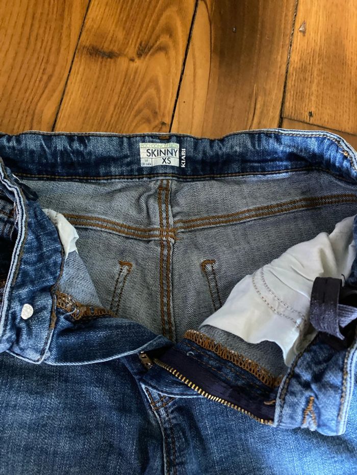 Jeans neuf - photo numéro 2