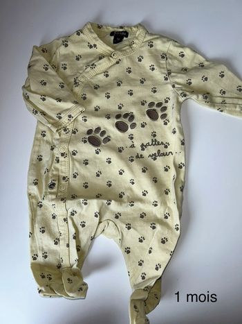 Pyjama 1 mois