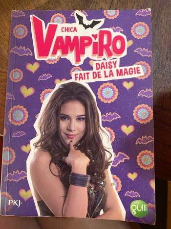Livre chica vampiro