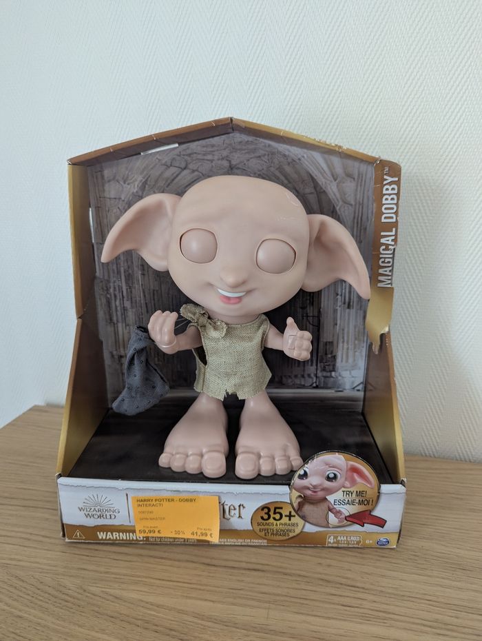 Poupée magical dobby dans Harry Potter
