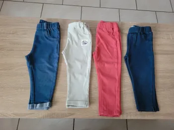 Lot de 4 jeggings fille en 18 mois
