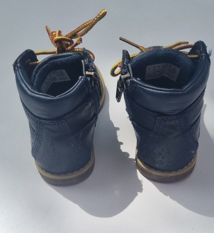 Bottes Timberland
Taille 23 Cuir - photo numéro 4