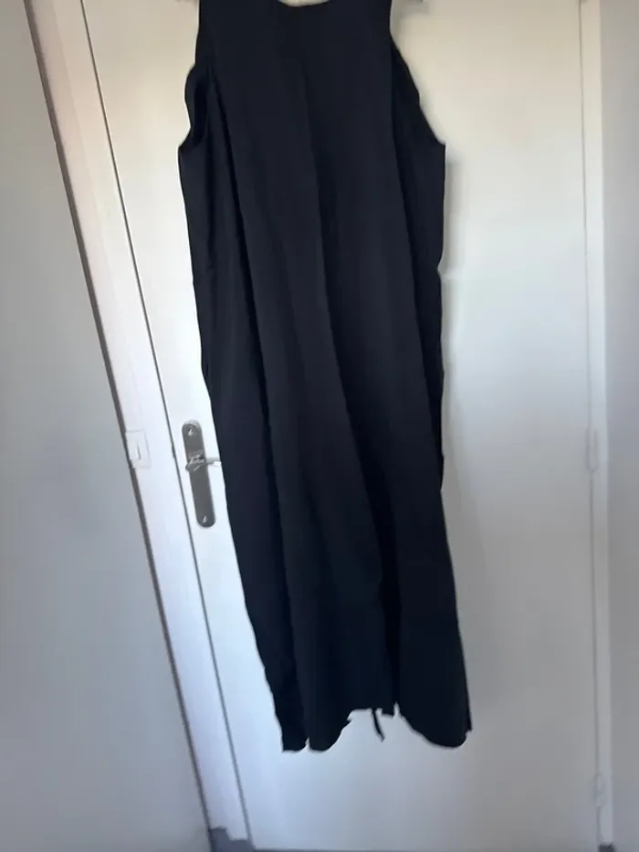 Robe longue noire