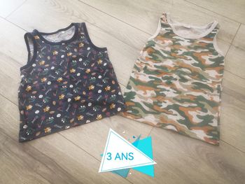 Débardeurs taille 3 ans 🔁