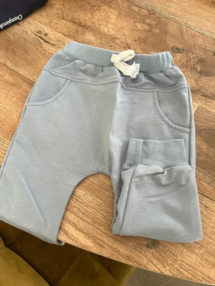 Pantalon confortable bleu 2-3 ans
