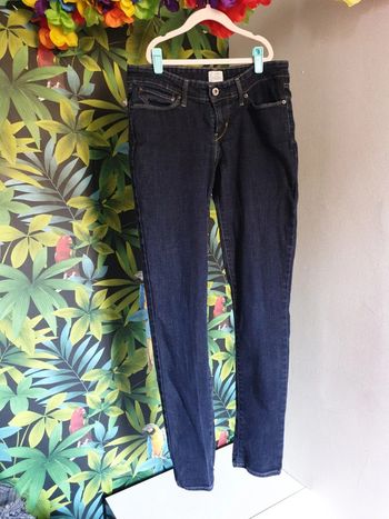 Jean demi curve