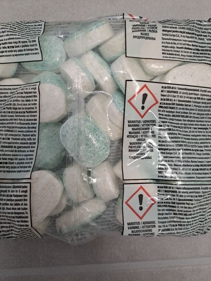Lot 86 tablettes lave-vaisselle Sun Tout en 1 (sans carton) - photo numéro 2