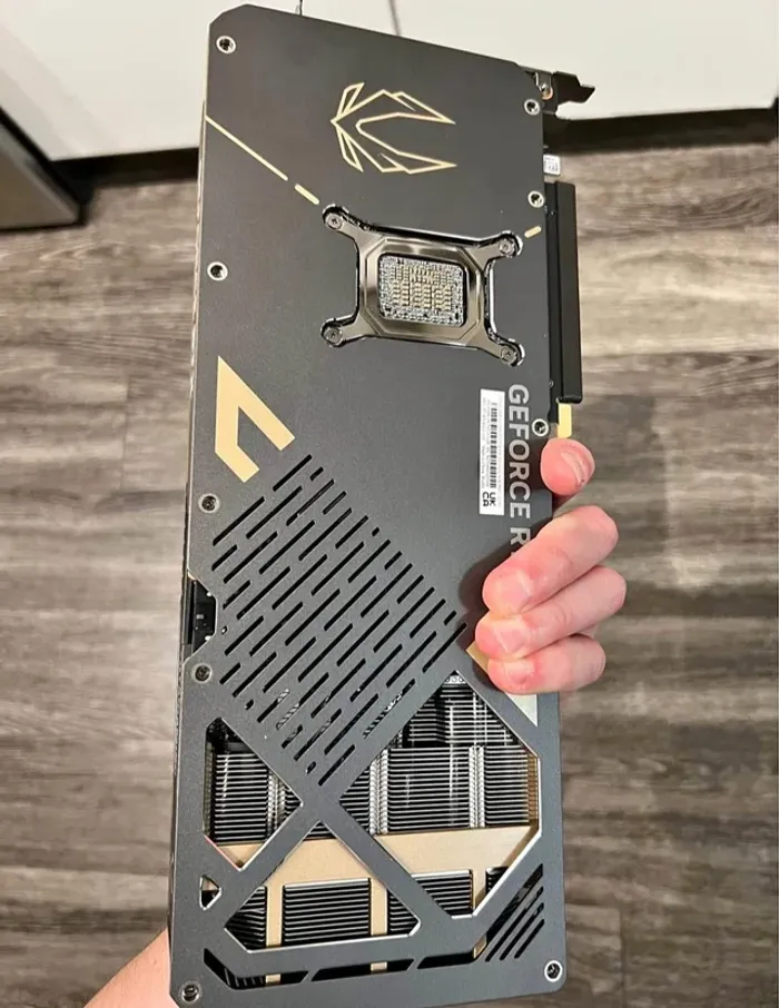 RTX 5080 - photo numéro 2