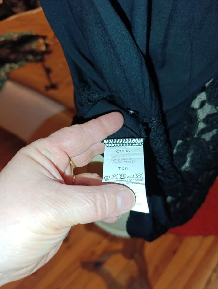 Jolie blouse manches 3/4 avec dentelle et dentelle au dos marque DPM taille 40 - photo numéro 8