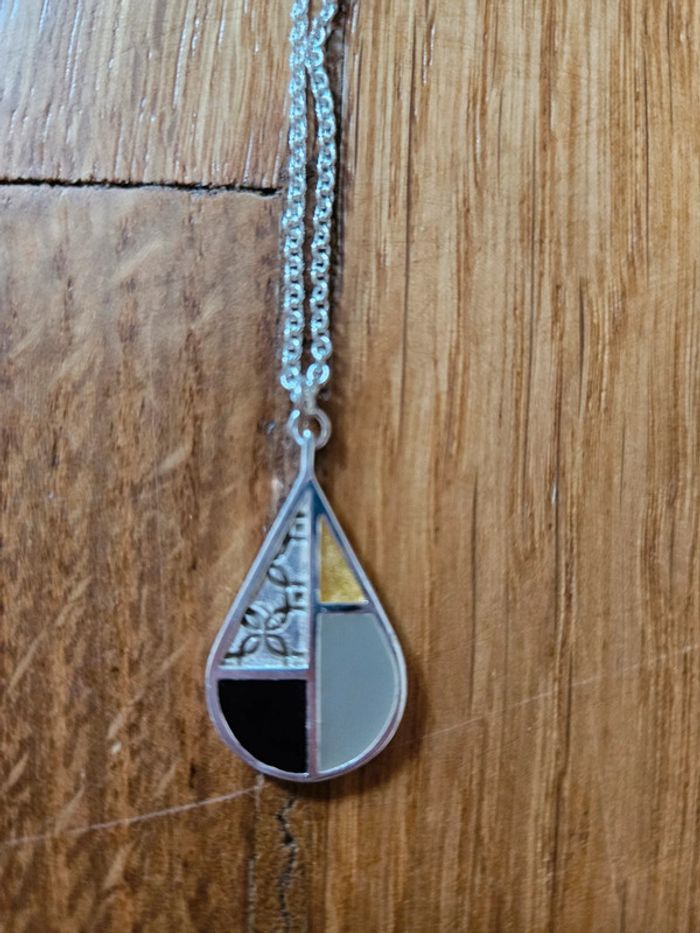 Collier Skalli neuf - photo numéro 2