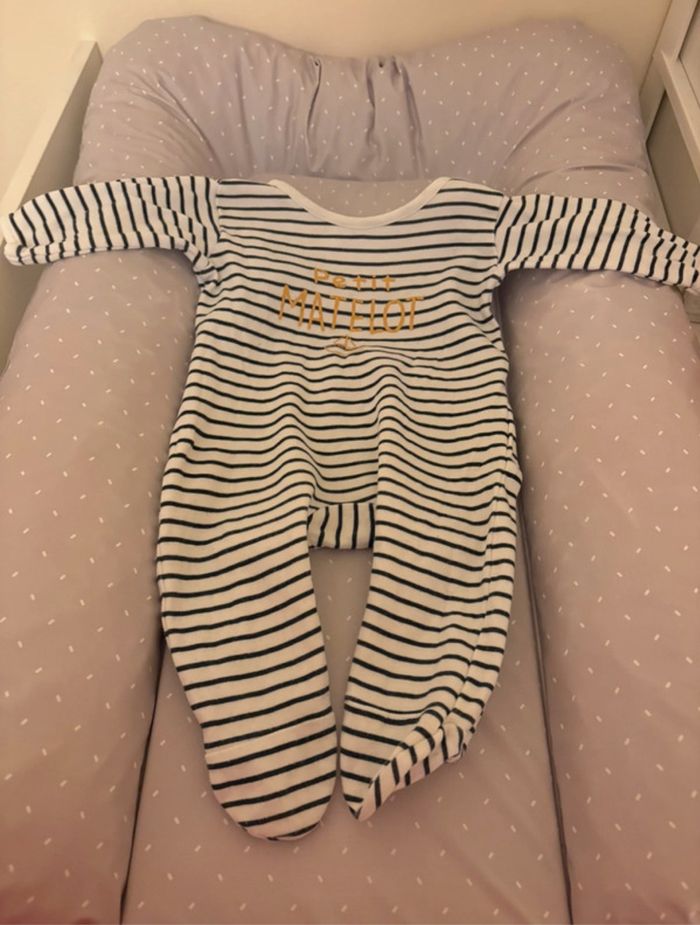 Pyjamas 1-3mois - photo numéro 2