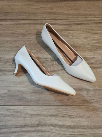Escarpins chaussures à talon semi-cuir habillées élégante femme