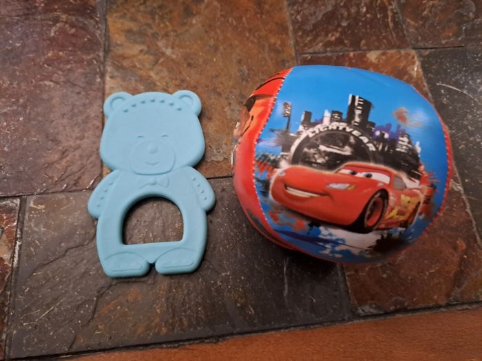2 jouets bébé