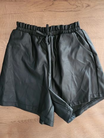 Short simili cuir fille