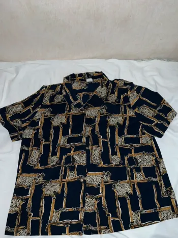 Chemise et Jupe sans marque
