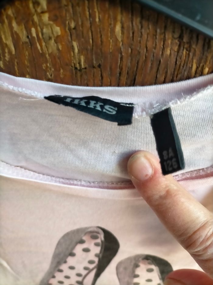Très joli tee shirt IKKs 8 ans - photo numéro 3